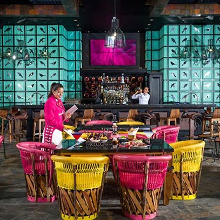 Vidanta World Aparthotel ปูแอร์โตบาญาร์ตา ภายนอก รูปภาพ